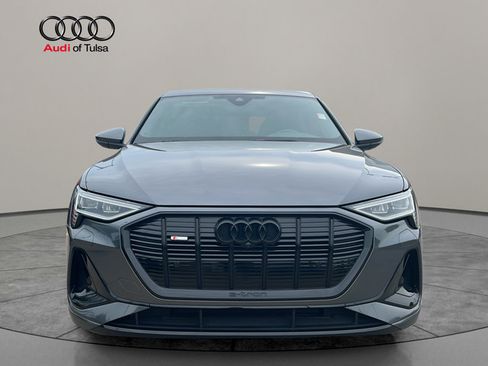 Certified 2023 Audi e-tron Premium Plus AWD/4WD image 8