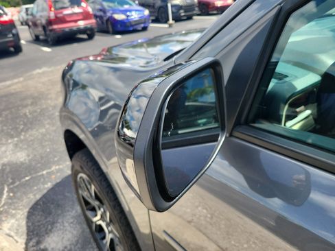 Used 2025 Ford Maverick Lariat AWD/4WD image 5