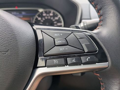 Used 2025 Nissan Altima 2.5 SR image 18