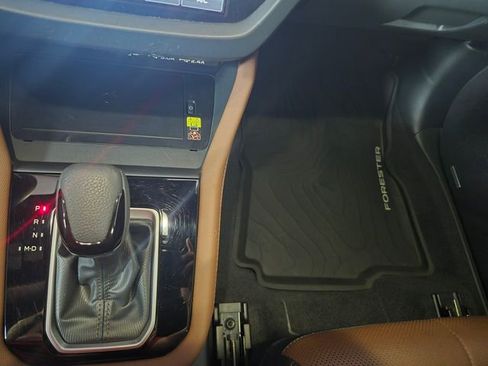 Used 2025 Subaru Forester Touring w/ Popular Package - Touring image 27
