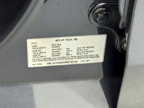 Used 2021 Tesla Model Y Long Range image 46