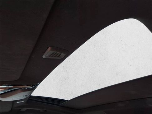 Used 2021 BMW 530i RWD image 9