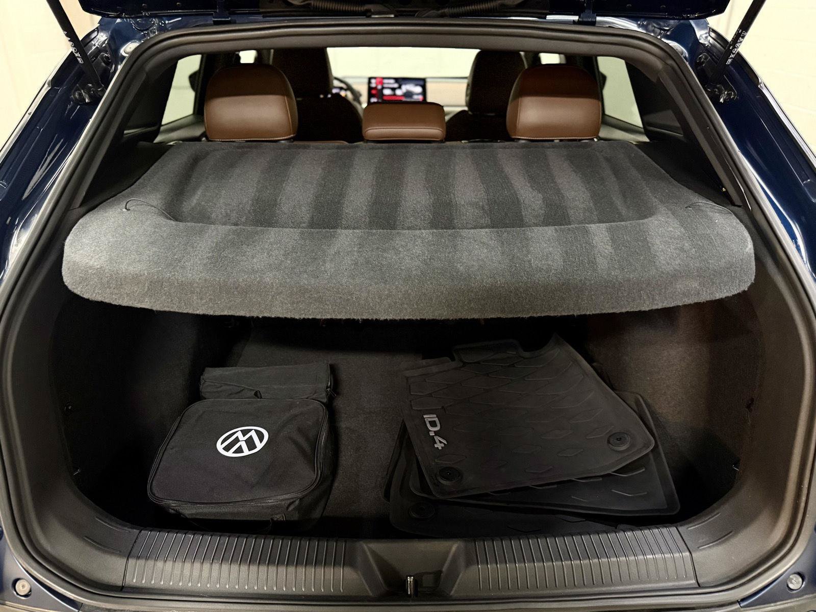 Used 2023 Volkswagen ID.4 2WD image 36