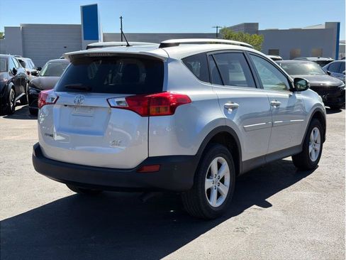 Used 2013 Toyota RAV4 XLE AWD/4WD image 2