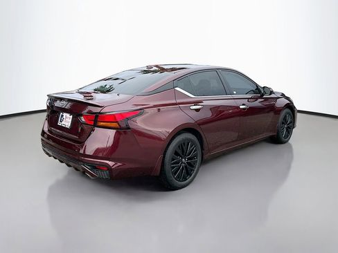 Used 2025 Nissan Altima 2.5 SV w/ SV Special Edition Package FWD image 7