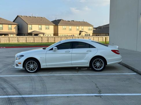 Used 2014 Mercedes-Benz CLS 550 image 4