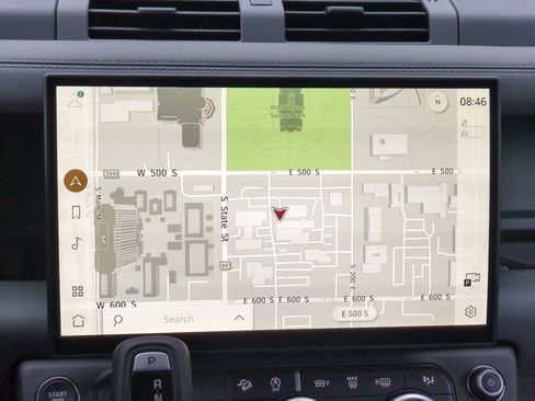 New 2026 Land Rover Defender 110 X-Dynamic SE image 18