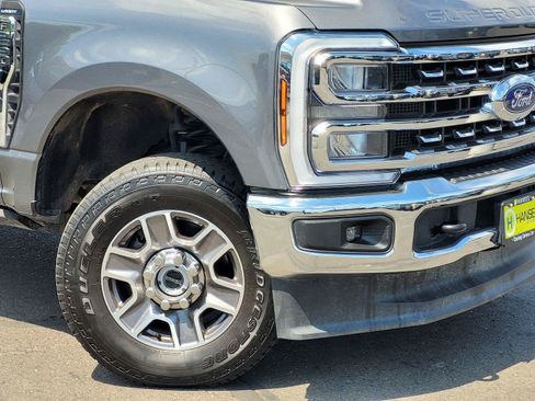 Used 2024 Ford F250 Lariat AWD/4WD image 5