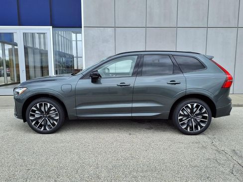 New 2026 Volvo XC60 T8 Ultra w/ Climate Package AWD/4WD image 3