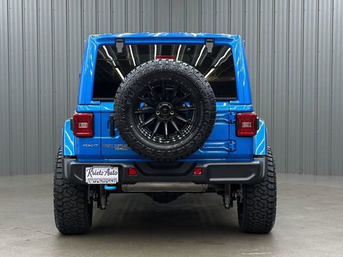 Used 2024 Jeep Wrangler Unlimited Sahara w/ Technology Group image 4