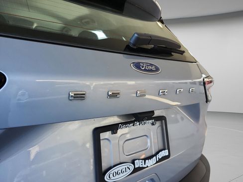 Certified 2022 Ford Escape S image 30