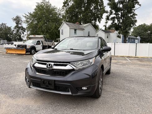Used 2018 Honda CR-V EX image 2