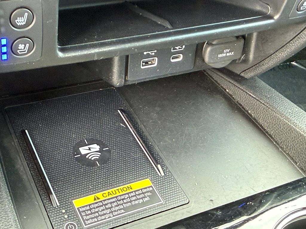 Used 2024 Honda Passport Black Edition image 33