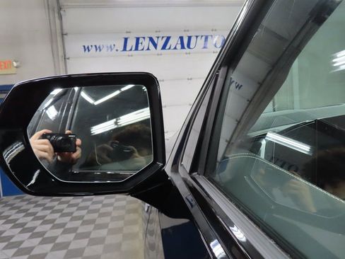 Used 2026 Cadillac Escalade Platinum Sport w/ LPO, Floor Liner Package image 60