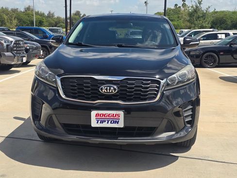 Used 2019 Kia Sorento L FWD image 10