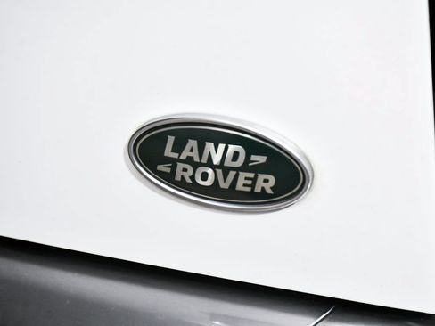 Used 2023 Land Rover Defender 110 S AWD/4WD image 89