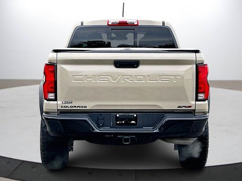 Used 2023 Chevrolet Colorado ZR2 w/ ZR2 Convenience Package III image 8