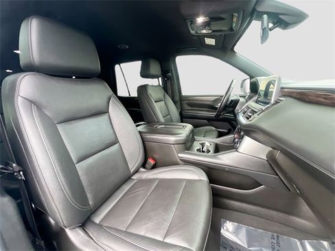 Used 2022 Chevrolet Tahoe Z71 w/ Luxury Package image 30