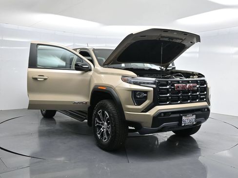 Used 2023 GMC Canyon AT4 w/ AT4 Premium Package AWD/4WD image 46