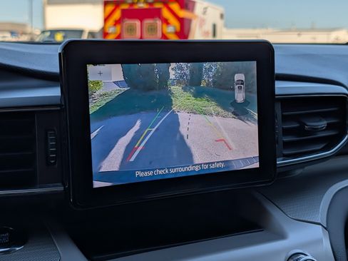 Used 2023 Ford Explorer XLT w/ Equipment Group 202A image 20