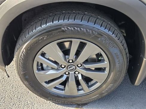 New 2026 Nissan Pathfinder SV image 13