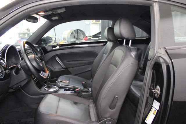 Used 2012 Volkswagen Beetle 2.5 FWD image 10