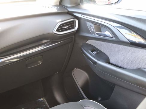 Used 2023 Chevrolet TrailBlazer LT w/ Convenience Package image 17
