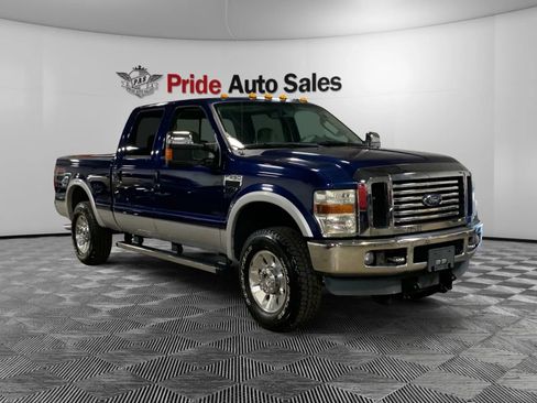 Used 2010 Ford F250 Lariat image 4