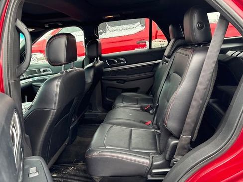 Used 2016 Ford Explorer Sport image 10
