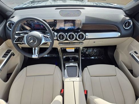 New 2026 Mercedes-Benz GLB 250 image 12