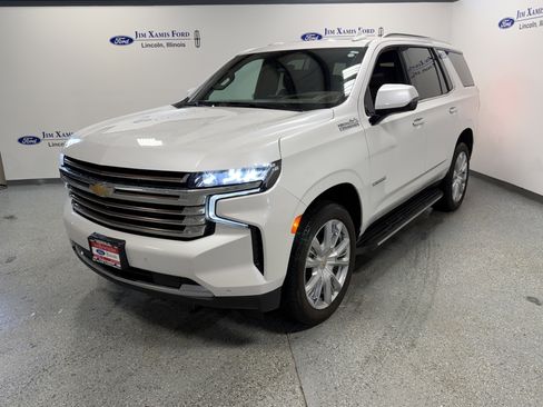 Used 2024 Chevrolet Tahoe High Country image 3