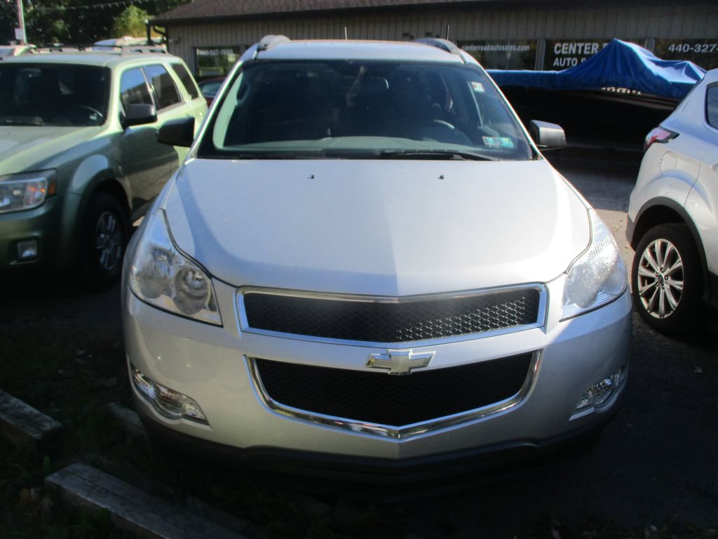 Used 2011 Chevrolet Traverse LS AWD/4WD image 3