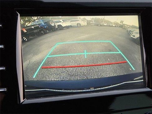 Used 2019 Toyota Camry LE image 19