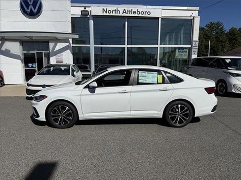 New 2026 Volkswagen Jetta Sport image 3