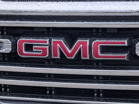 Used 2020 GMC Sierra 1500 SLT w/ SLT Premium Plus Package AWD/4WD image 11