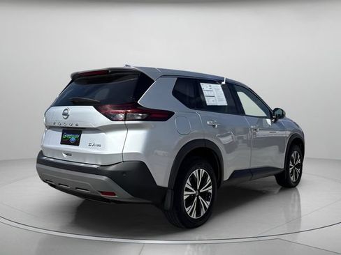 Used 2021 Nissan Rogue SV AWD/4WD image 4