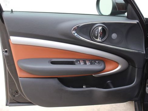 Used 2022 MINI Cooper Clubman John Cooper Works image 13