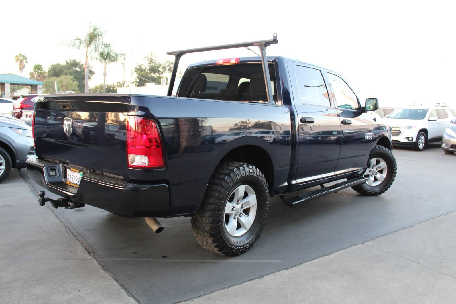 Used 2018 RAM 1500 Express RWD image 5