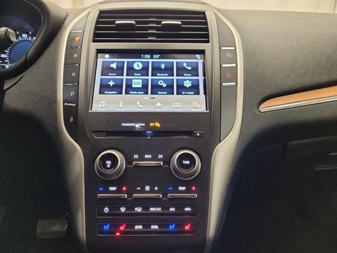 Used 2017 Lincoln MKC Reserve w/ Lincoln MKC Climate Package AWD/4WD image 25