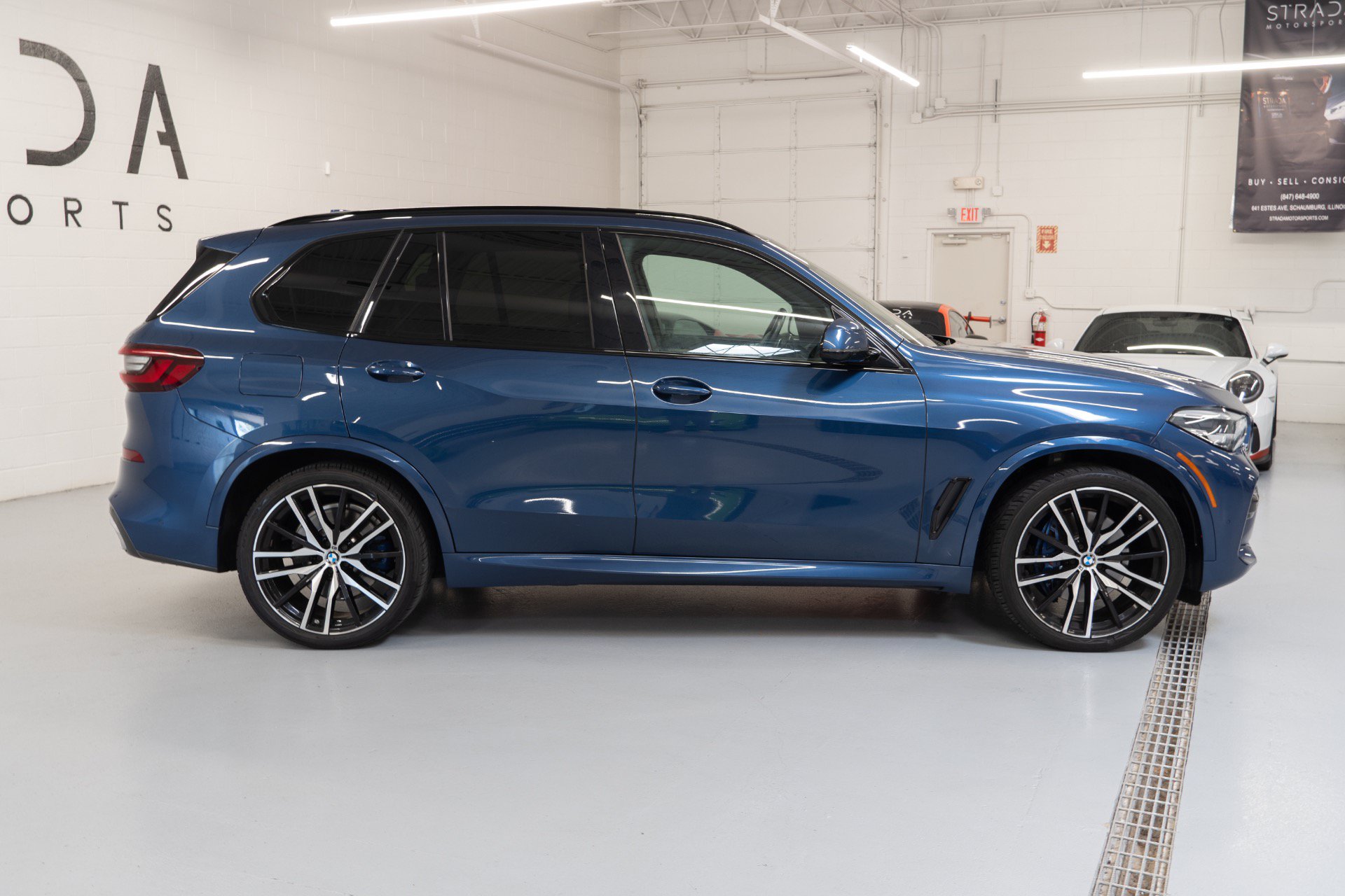 Used 2021 BMW X5 xDrive40i w/ M Sport Package AWD/4WD image 8
