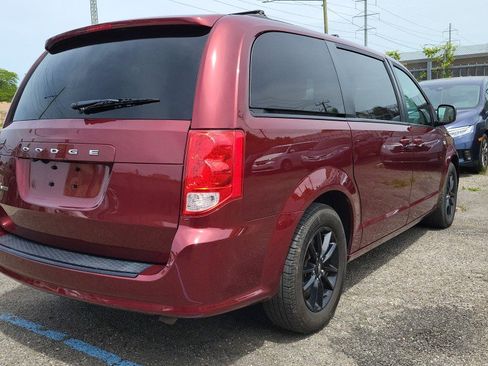 Used 2019 Dodge Grand Caravan SE FWD image 10