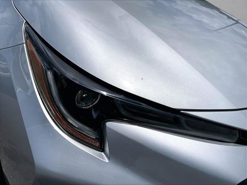 Used 2021 Toyota Corolla SE FWD image 30
