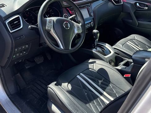 Used 2015 Nissan Rogue SL w/ SL Premium Package AWD/4WD image 9