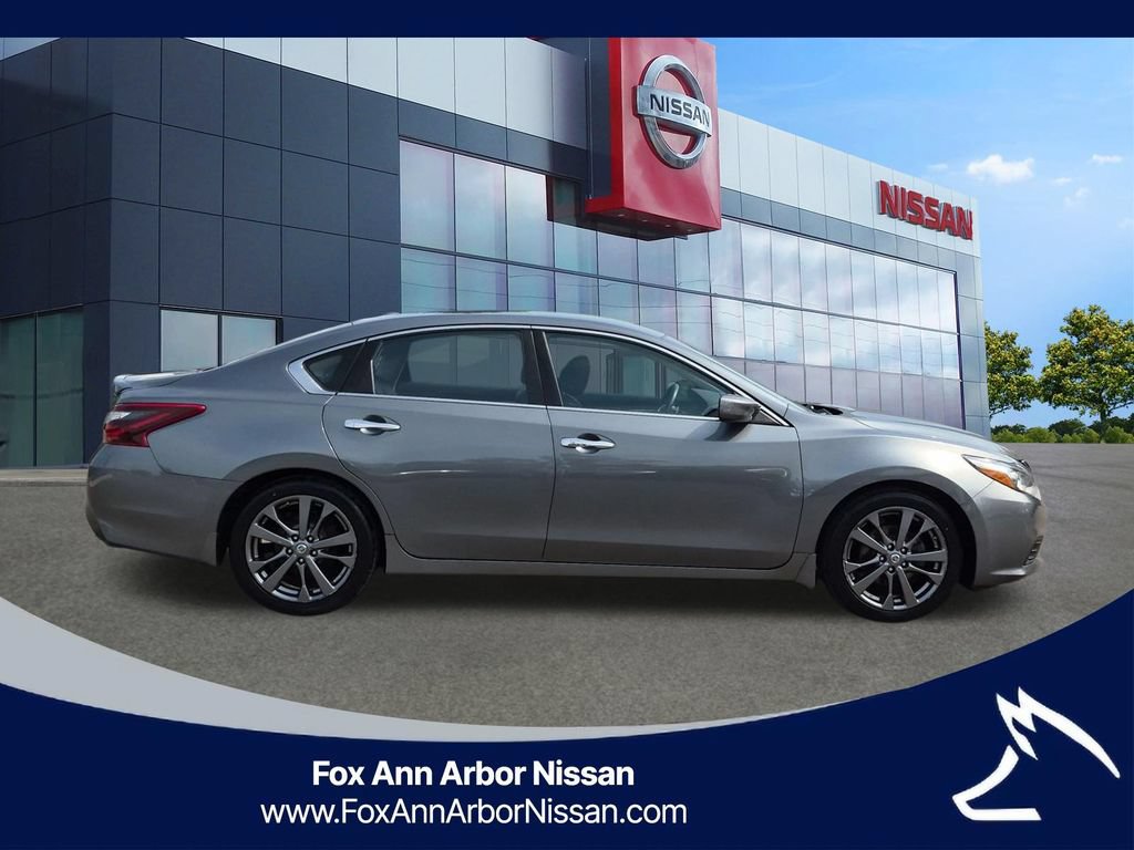 Used 2018 Nissan Altima 2.5 SR w/ SR Special Edition FWD image 6