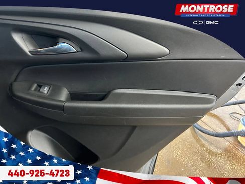 Used 2024 Chevrolet TrailBlazer LT FWD image 28