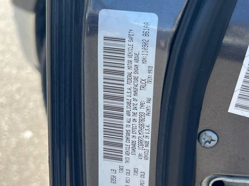 Used 2017 RAM 1500 Big Horn image 30