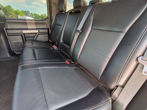Used 2019 Ford F250 Lariat w/ Lariat Ultimate Package AWD/4WD image 29