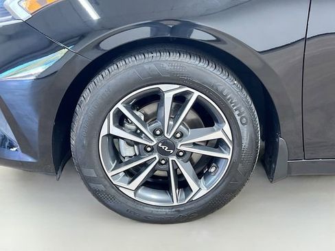 Certified 2024 Kia Forte LXS image 29