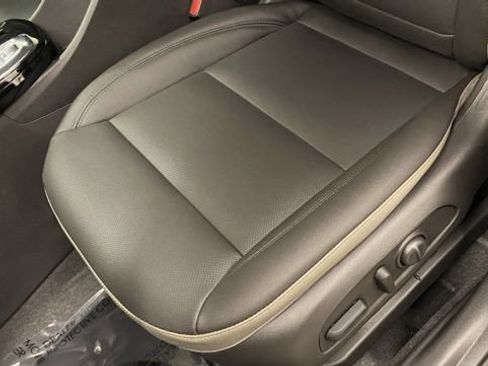 New 2026 Chevrolet Trax ACTIV w/ Driver Confidence Package FWD image 19
