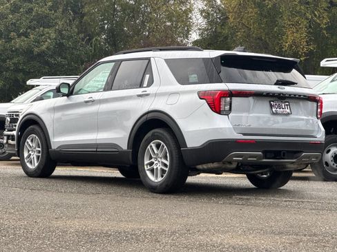 New 2026 Ford Explorer Active w/ Active Comfort Package image 5
